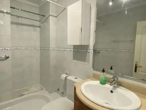 Bany de Pis en venda en Gijón 