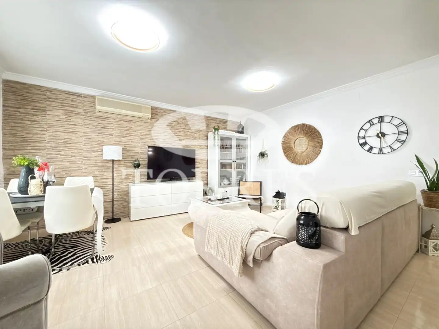 Living room of Detached homes for sale in Málaga Capital  with Air Conditioner and Terrace
