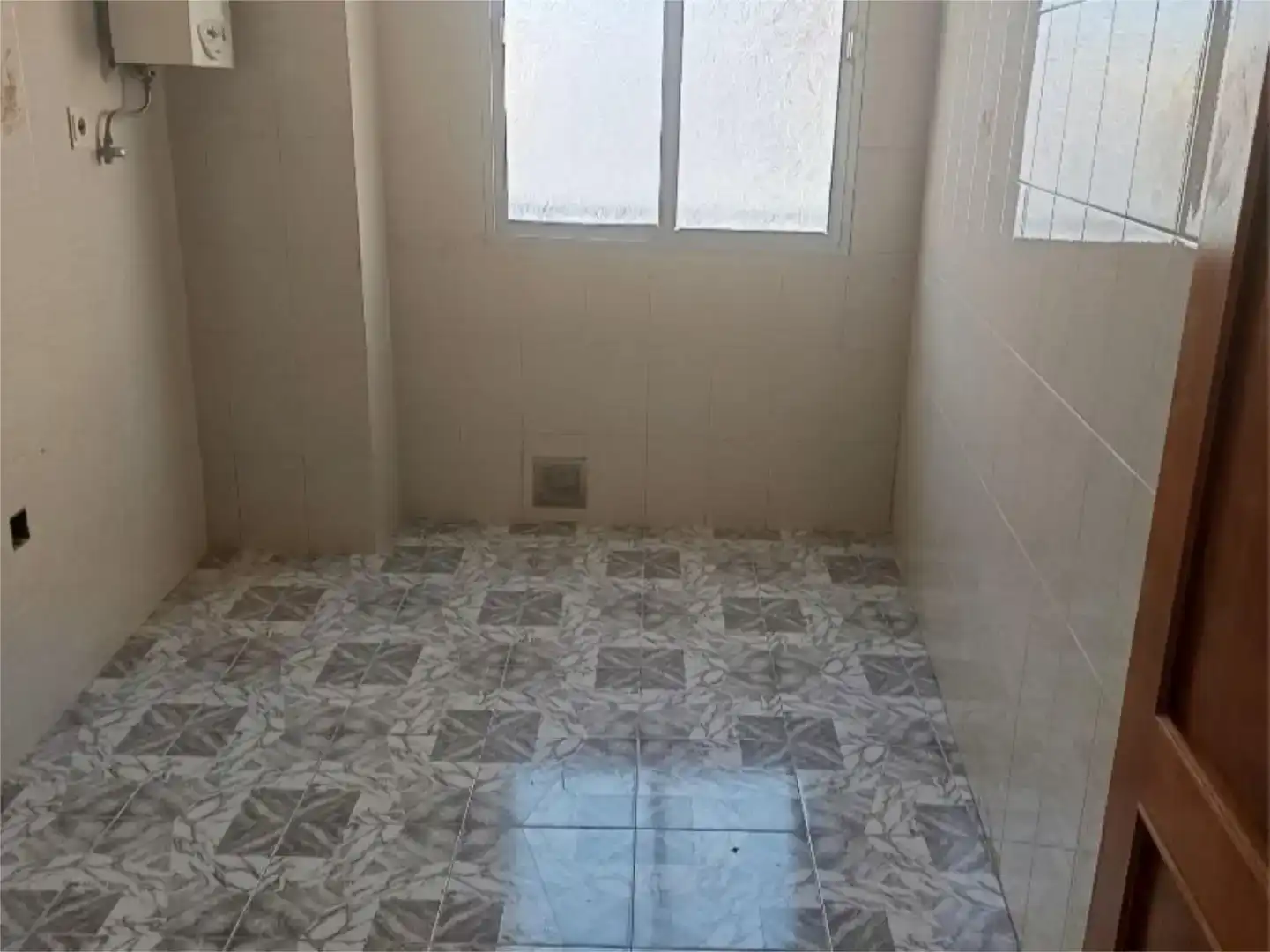 Baño de Piso en venta en El Saucejo con Balcón