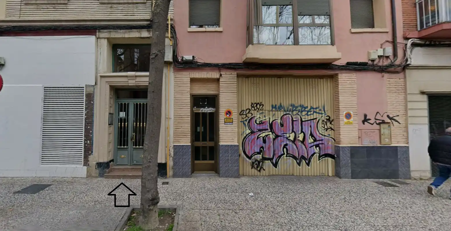Vista exterior de Casa o xalet en venda en Zaragoza