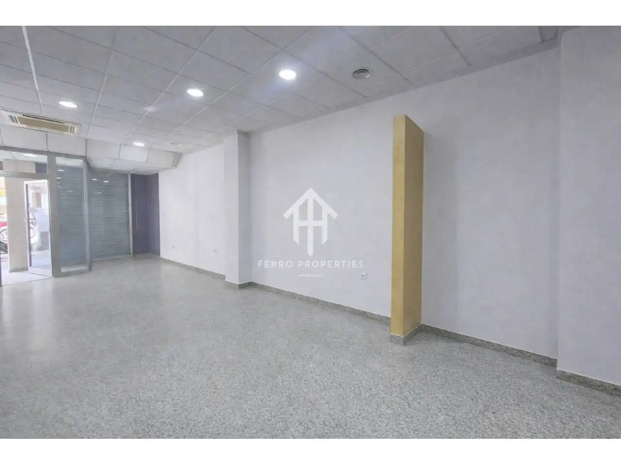Business premises to rent in Calle  Doctor Jiménez Rueda 5, imagen 2