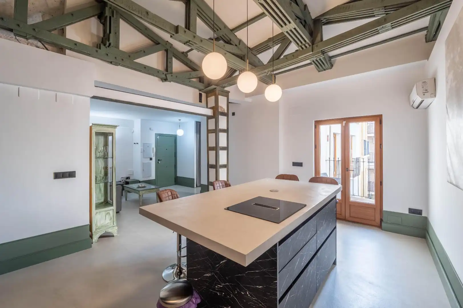 Cuina de Apartament en venda en Granada amb Aire condicionat, Calefacció i Terrassa