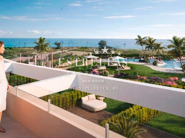 Casa a schiera con piscina in vendita a Pueblo Español - Coveta Fumá