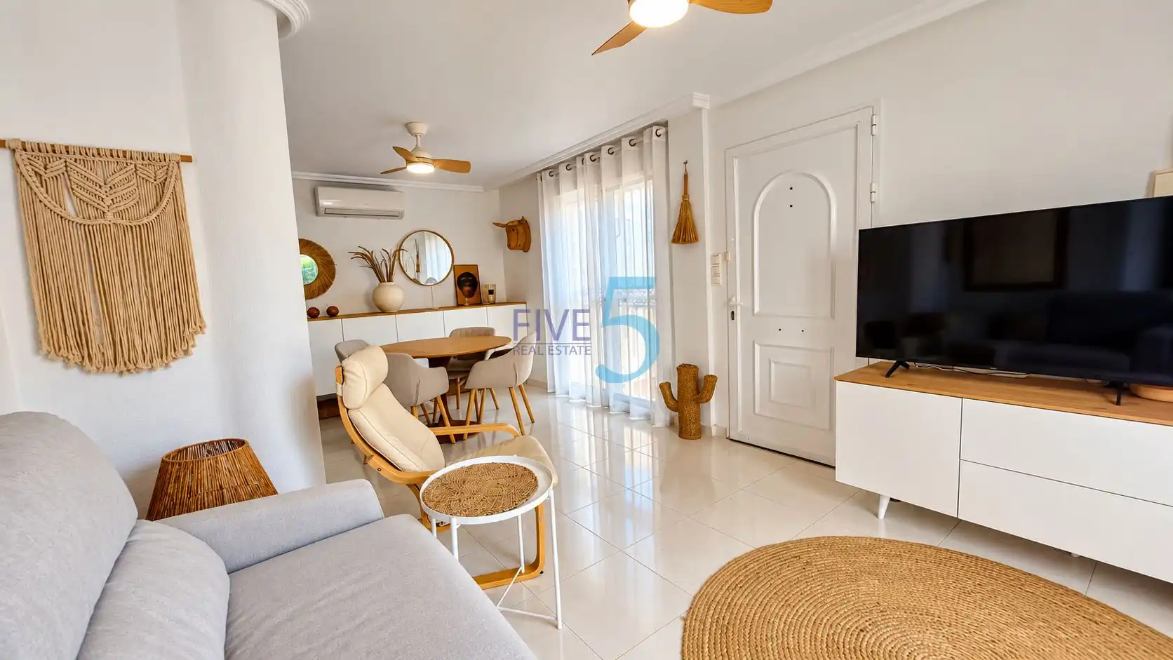 Living room of Flat for sale in Orihuela Costa