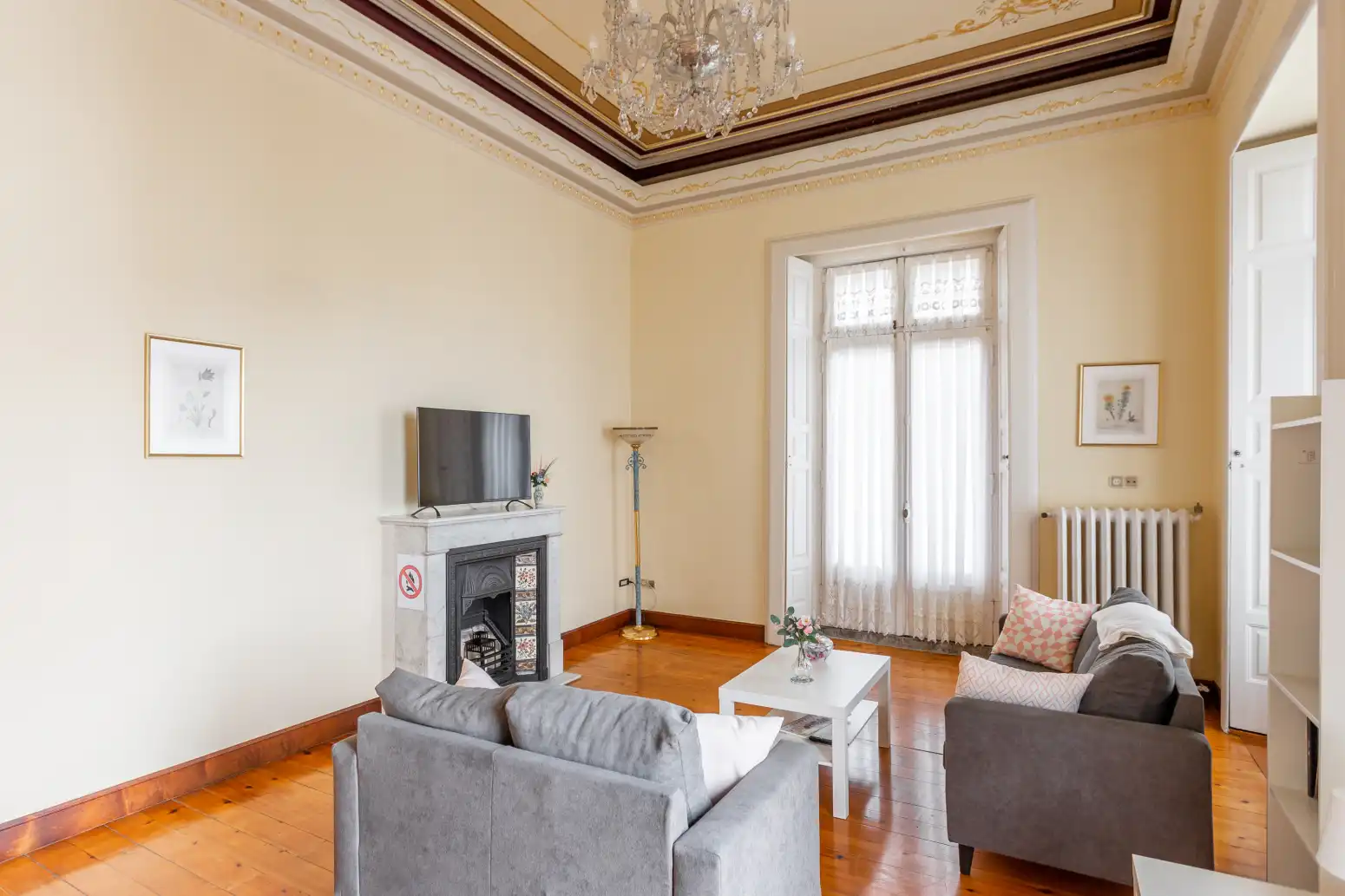 Sala de estar de Piso en venta en Lekeitio con Calefacción y Balcón