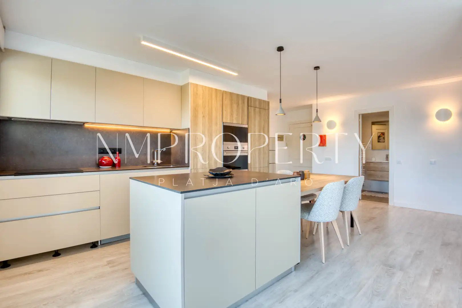 Kitchen of Flat for sale in Castell d'Aro, Platja d'Aro i s'Agaró  with Heating, Terrace and Furnished