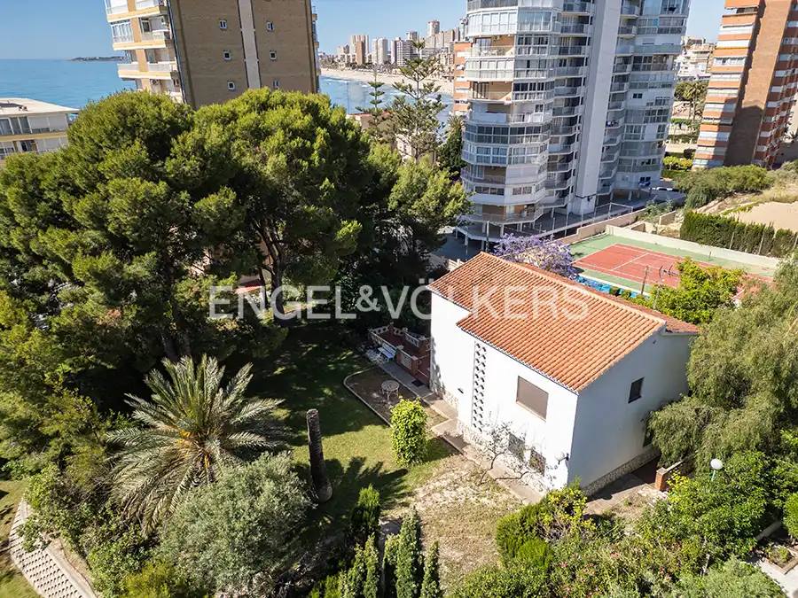 Exterior view of Houses for sale in El Campello  with Heating, Private garden and Terrace