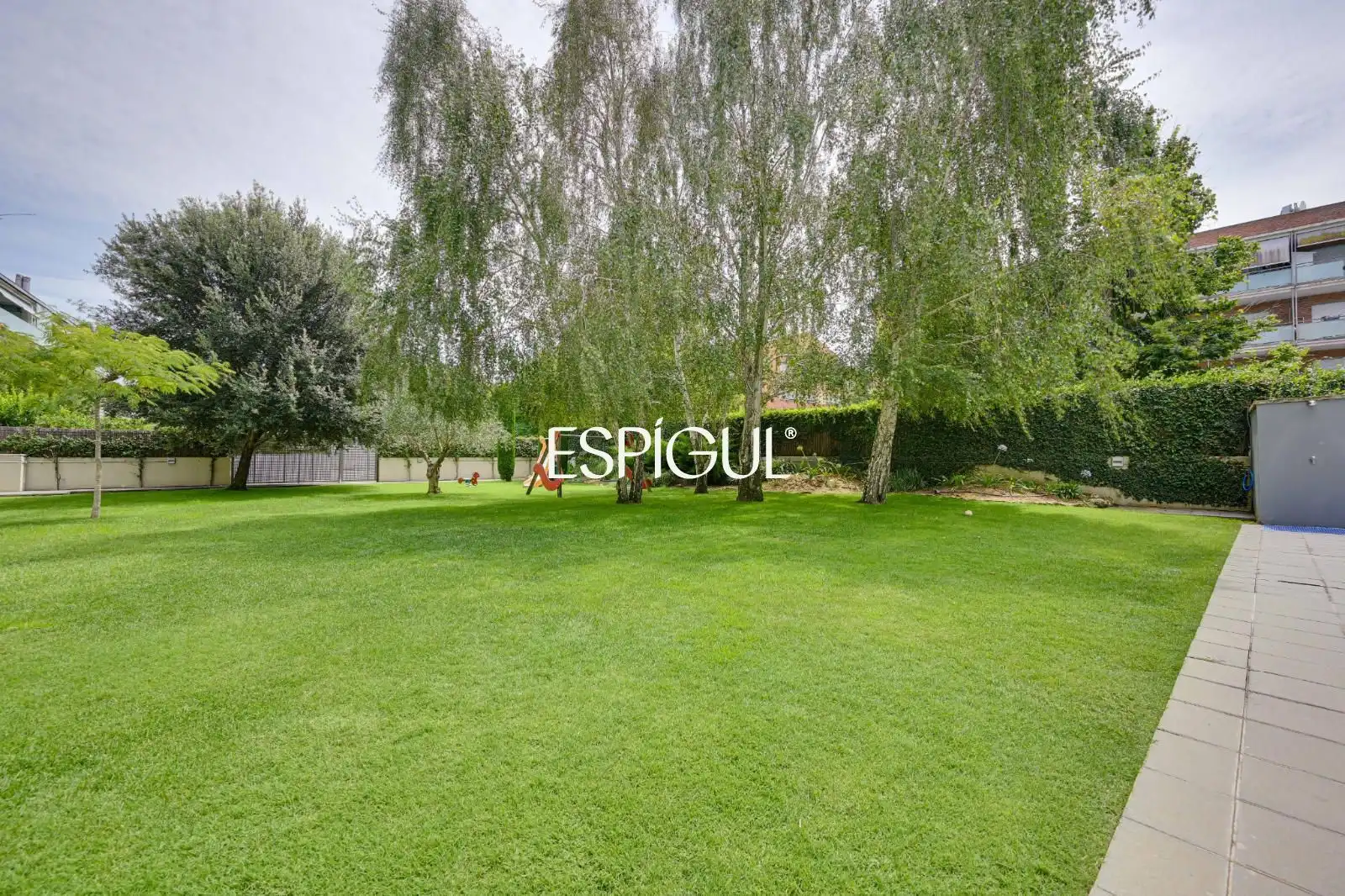 Piso en venta en Sant Cugat del Vallès con Calefacción, Parquet y Terraza