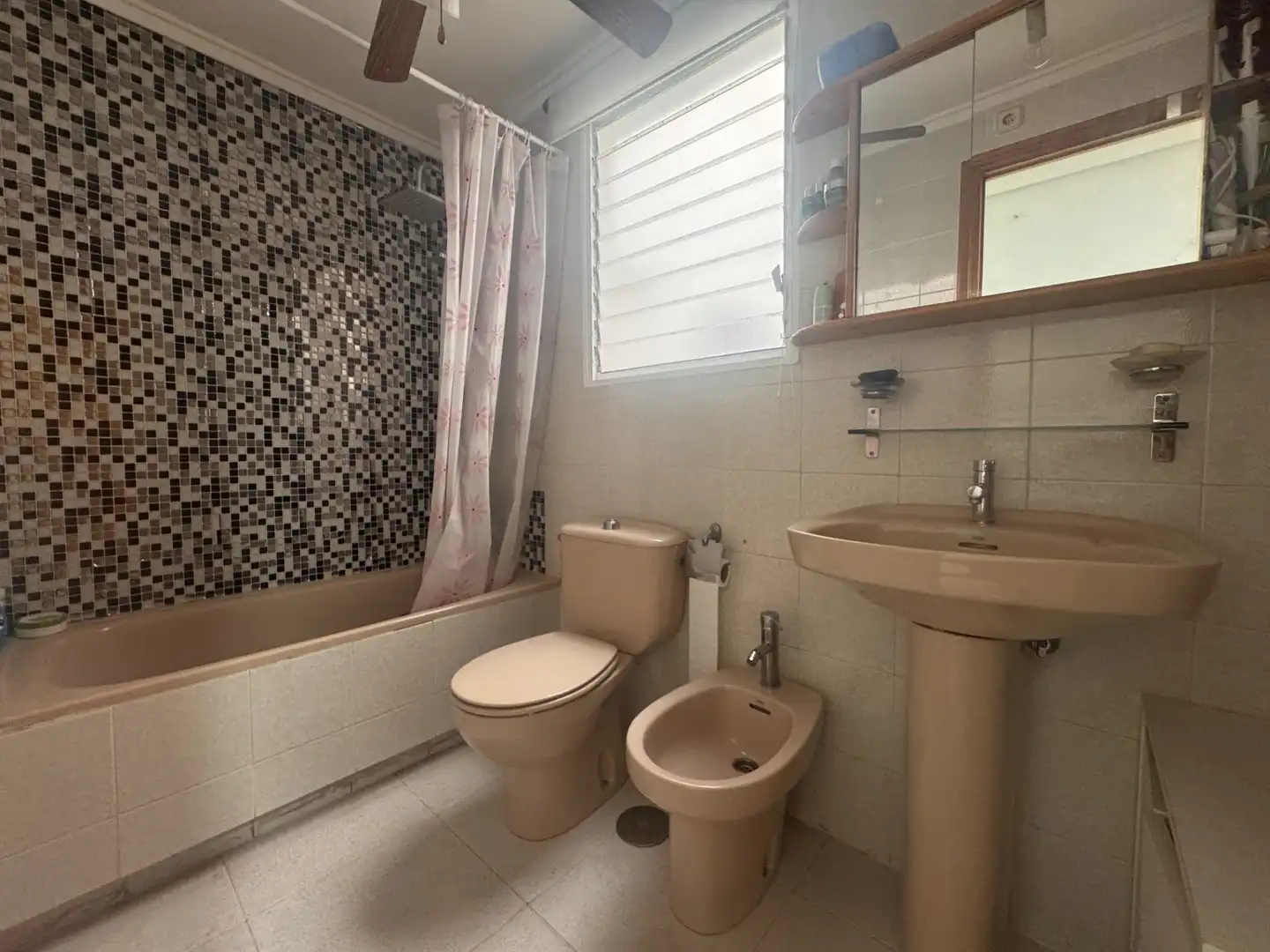 Badezimmer von Wohnungen zum Verkauf in Torrevieja mit Möbliert und Balkon