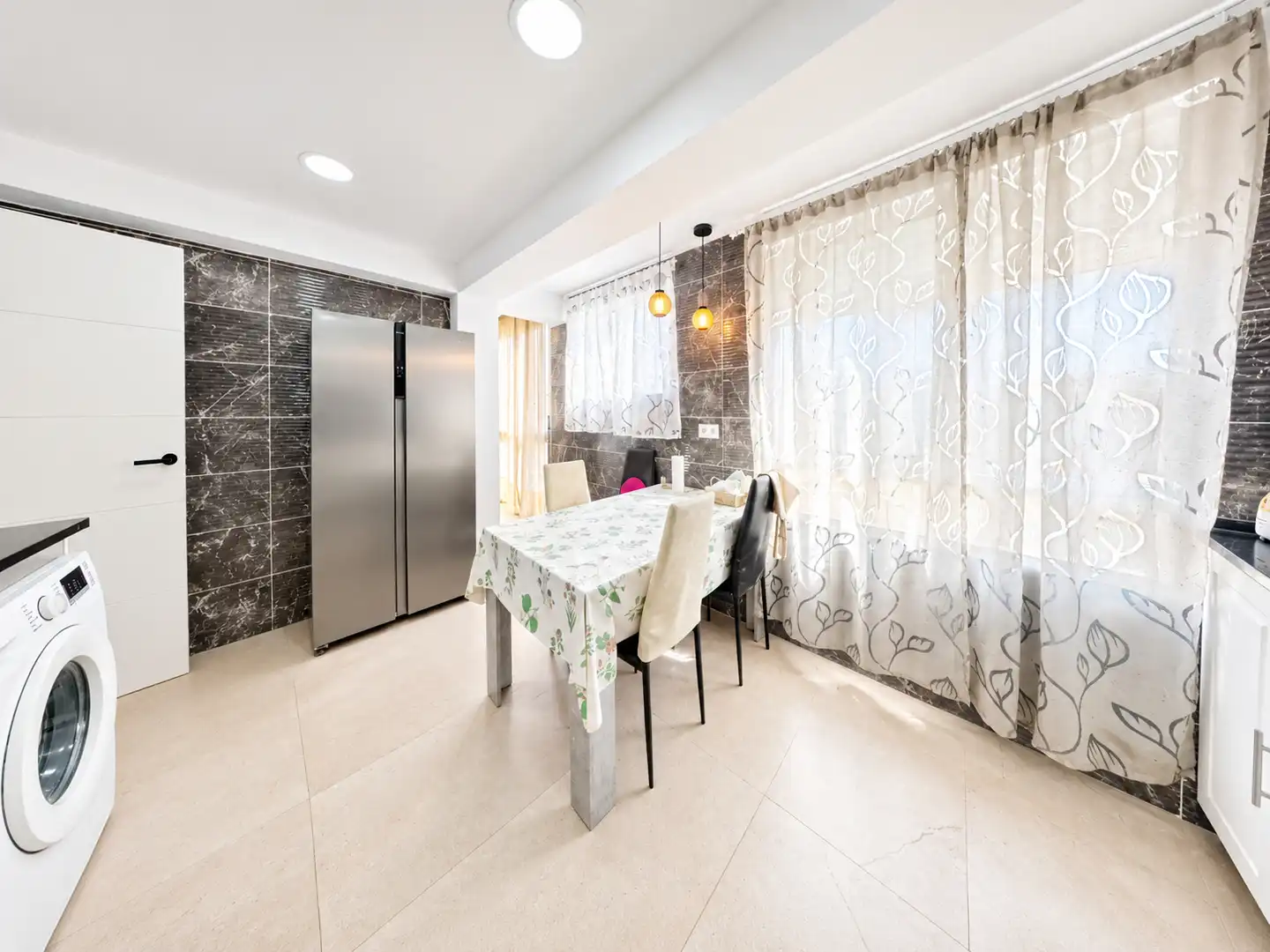 Flat with terrace for sale in Carrer Santa Caterina, imagen 7