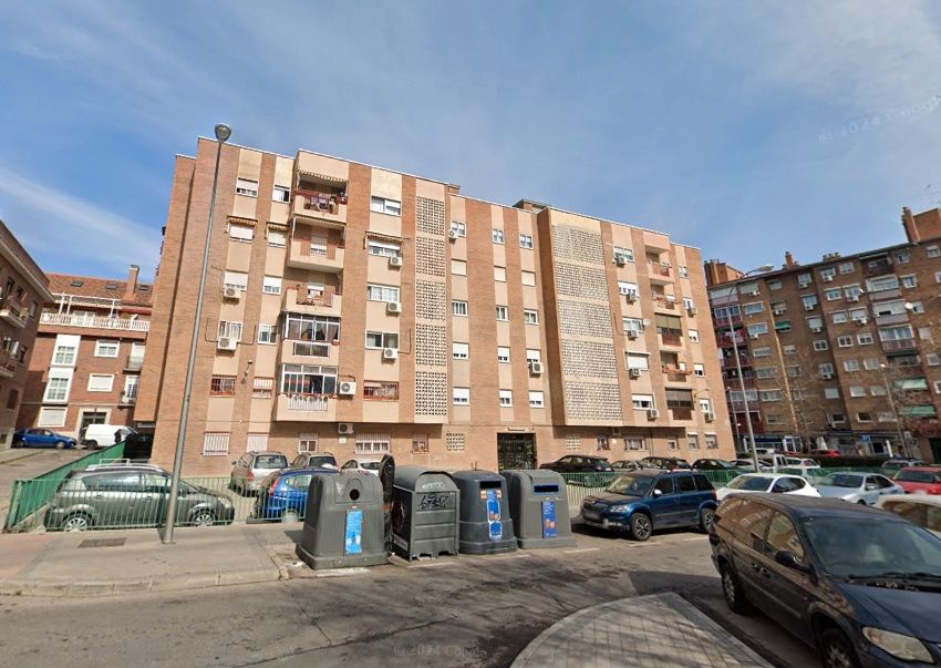 Vista exterior de Pis en venda en  Madrid Capital amb Calefacció, Traster i Moblat