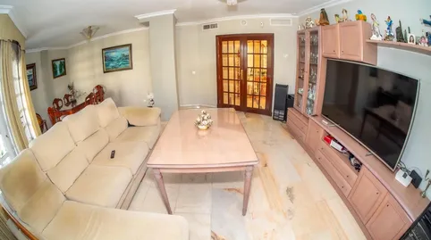 Foto 2 de Casa adosada en venda a Alameda de Santa Eufemia, Santa Eufemia, Tomares