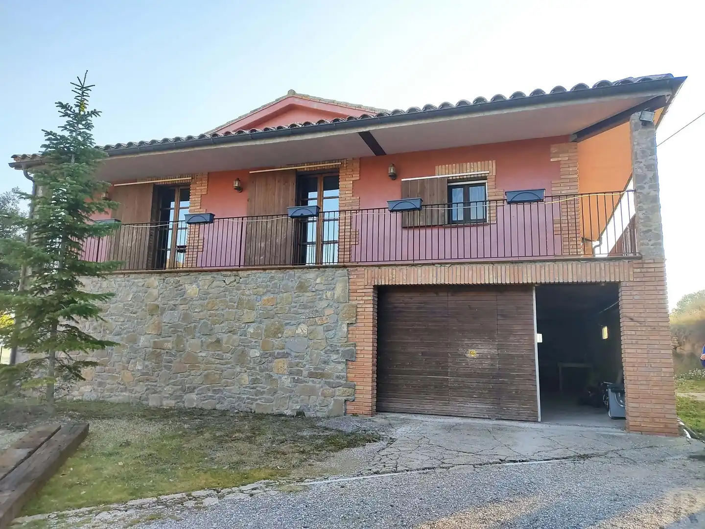 Einfamilien-Reihenhaus zur Miete in CASA BALADROSA MONTMAJOR, Montmajor