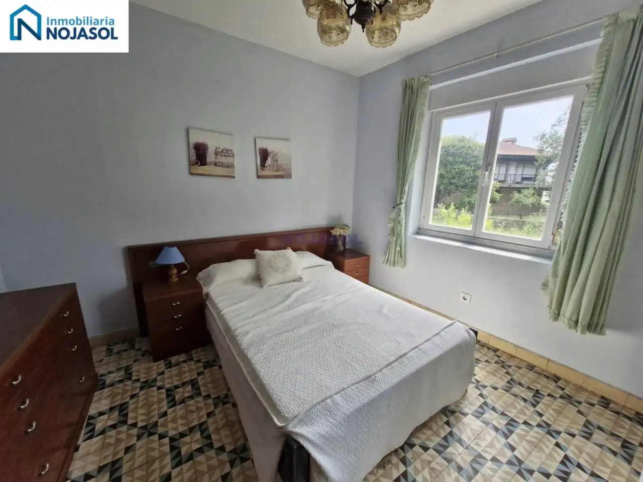 Dormitori de Casa o xalet en venda en Arnuero amb Calefacció, Jardí privat i Terrassa