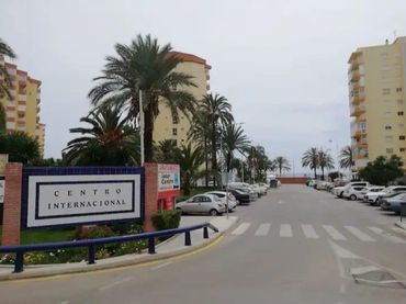 Piso con piscina en venta en Urbanizacion Pueblo Nuevo 7