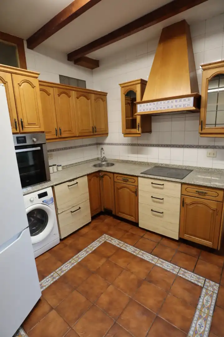 Cocina de Piso en venta en Bilbao  con Calefacción, Terraza y Balcón