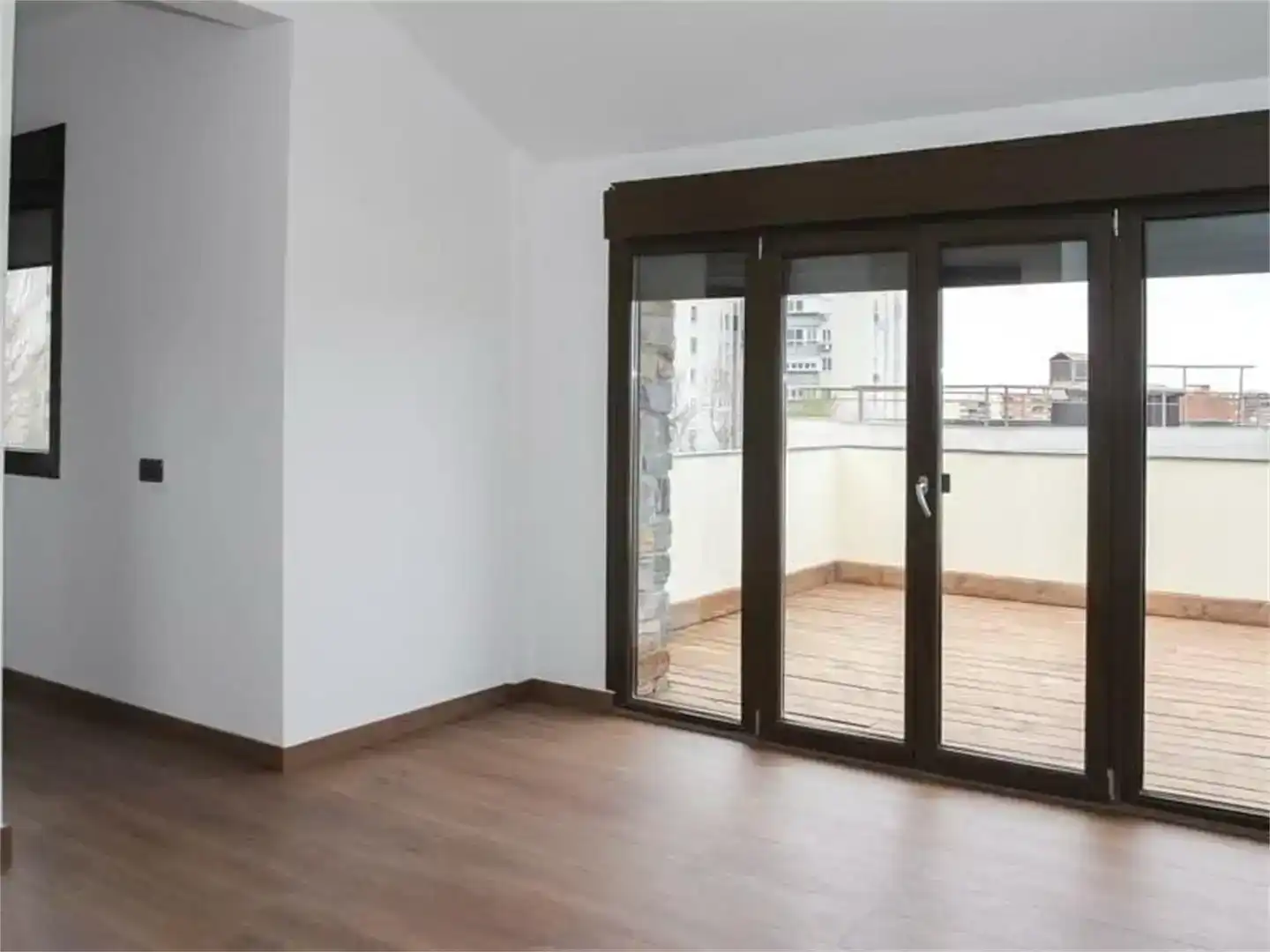 Terraza de Casa o chalet en venta en  Madrid Capital con Aire acondicionado, Piscina y Balcón