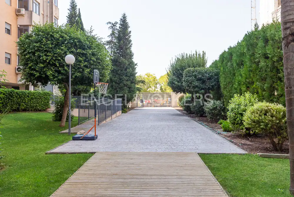 Vista exterior de Pis de lloguer en Valencia amb Aire condicionat, Calefacció i Terrassa