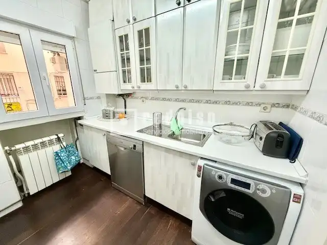 Cocina de Piso de alquiler en Madrid con Aire acondicionado, Calefacción y Jardín privado