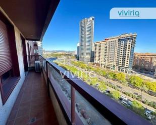 Exterior view of Flat to rent in  Valencia Capital  with Air Conditioner, Terrace and Balcony