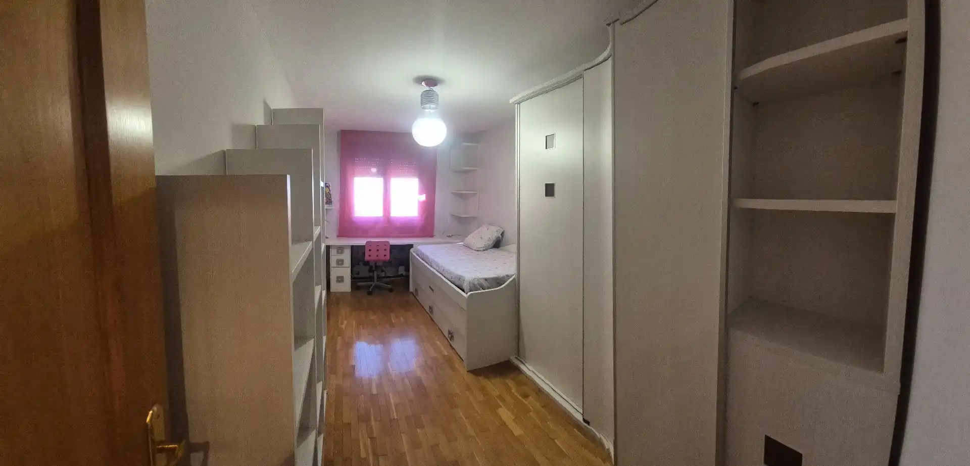 Bedroom of Flat for sale in Cistérniga  with Heating, Storage room and Furnished
