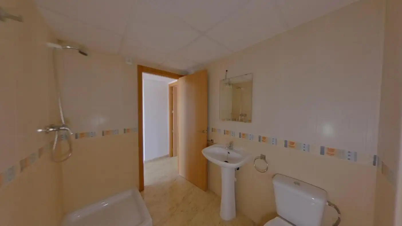 Bathroom of Flat for sale in Murcia