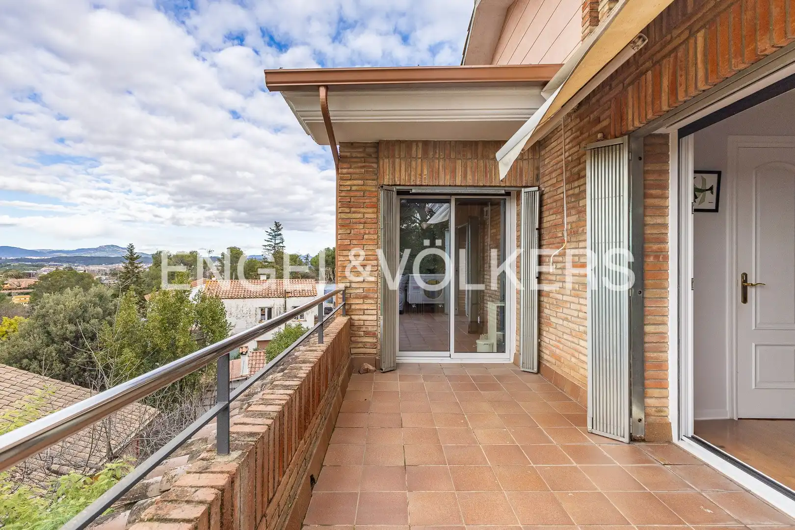 Terrace of Houses for sale in Sant Cugat del Vallès  with Air Conditioner, Heating and Private garden