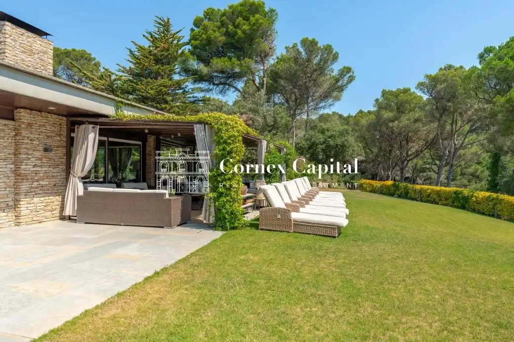 Jardín de Casa o chalet en venta en Begur con Aire acondicionado, Calefacción y Jardín privado