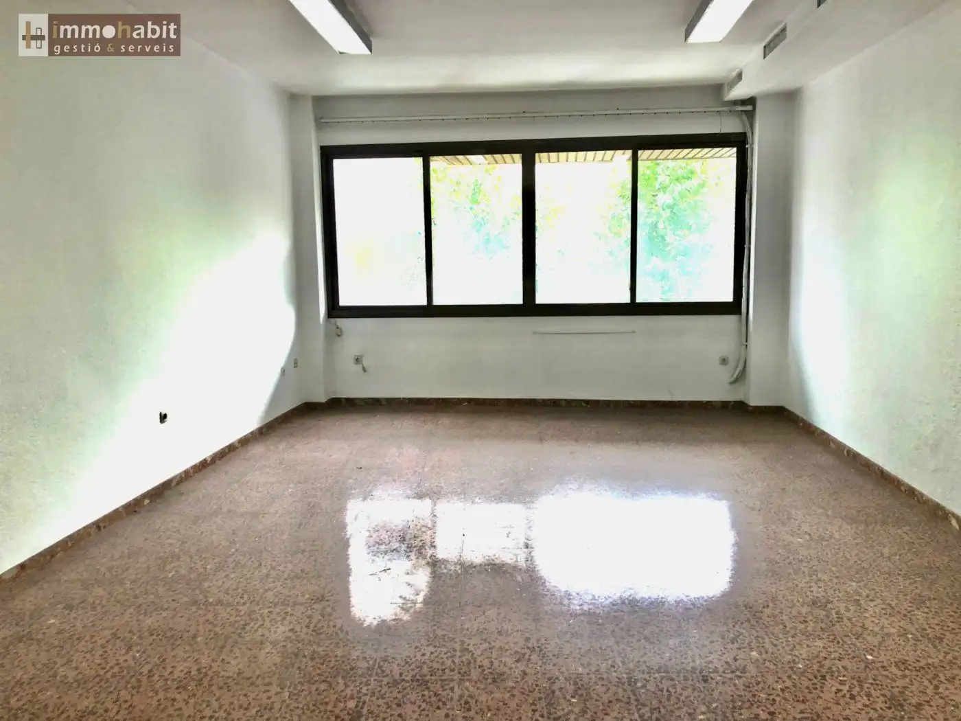 Schlafzimmer von Büro zur Miete in Lleida