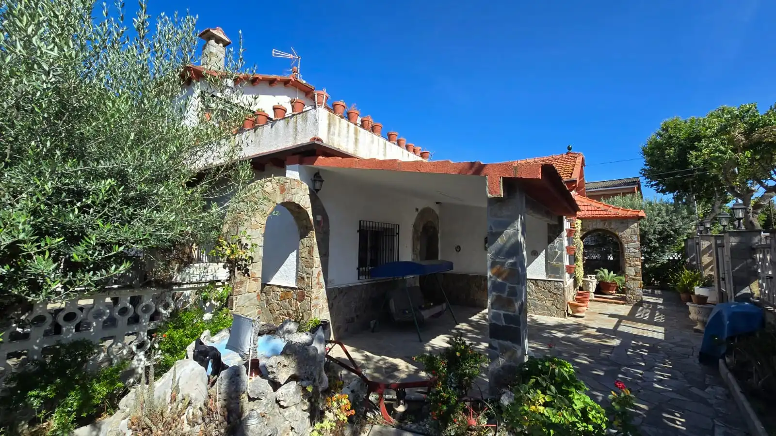 Exterior view of Houses for sale in Parets del Vallès  with Heating, Private garden and Terrace