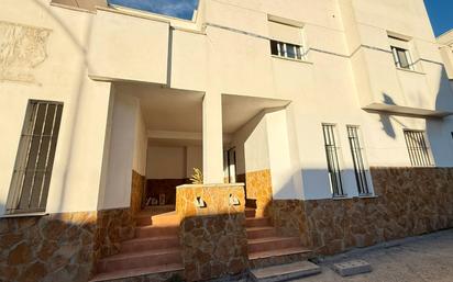 Exterior view of Single-family semi-detached for sale in Algeciras  with Terrace