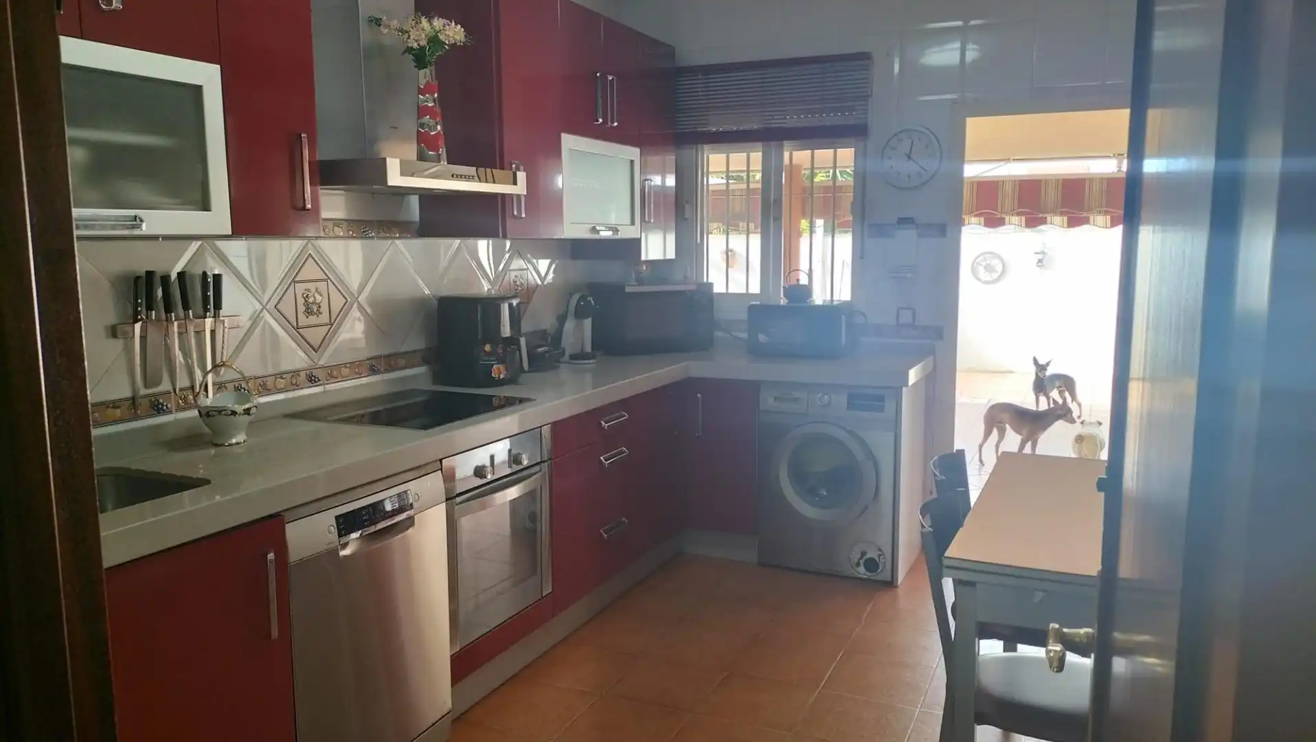 Kitchen of Houses for sale in Chiclana de la Frontera  with Air Conditioner, Terrace and Swimming Pool