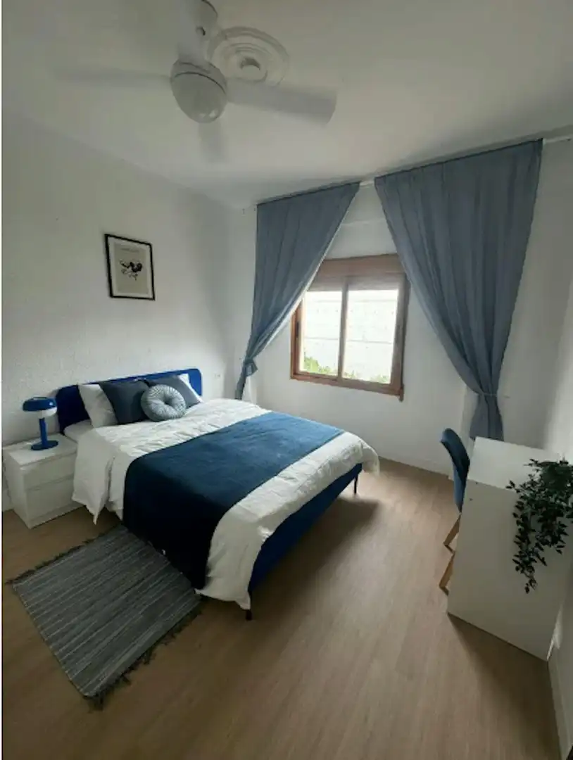 Habitación de Piso para compartir en Valencia con Lavadora