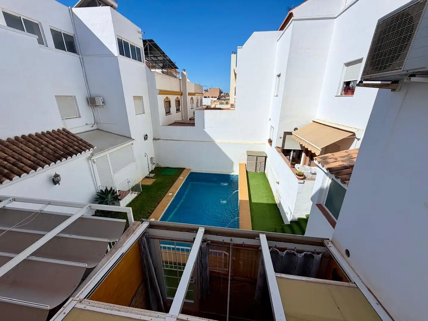 Vista exterior de Casa adosada en venta en Aguadulce