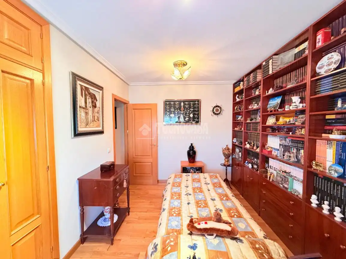 Habitación de Piso en venta en Seseña con Calefacción, Terraza y Balcón