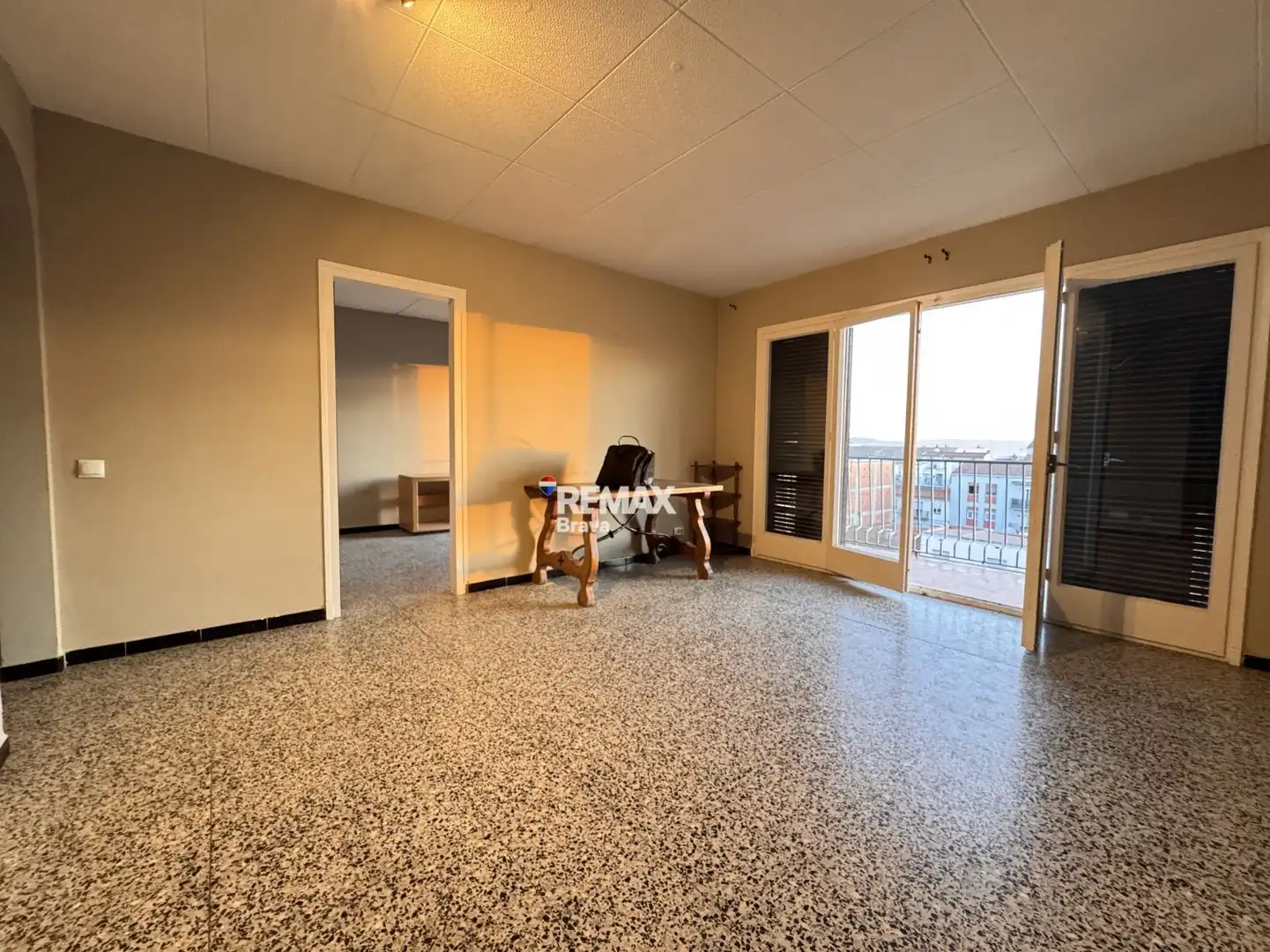 Habitación de Piso en venta en Roses con Balcón