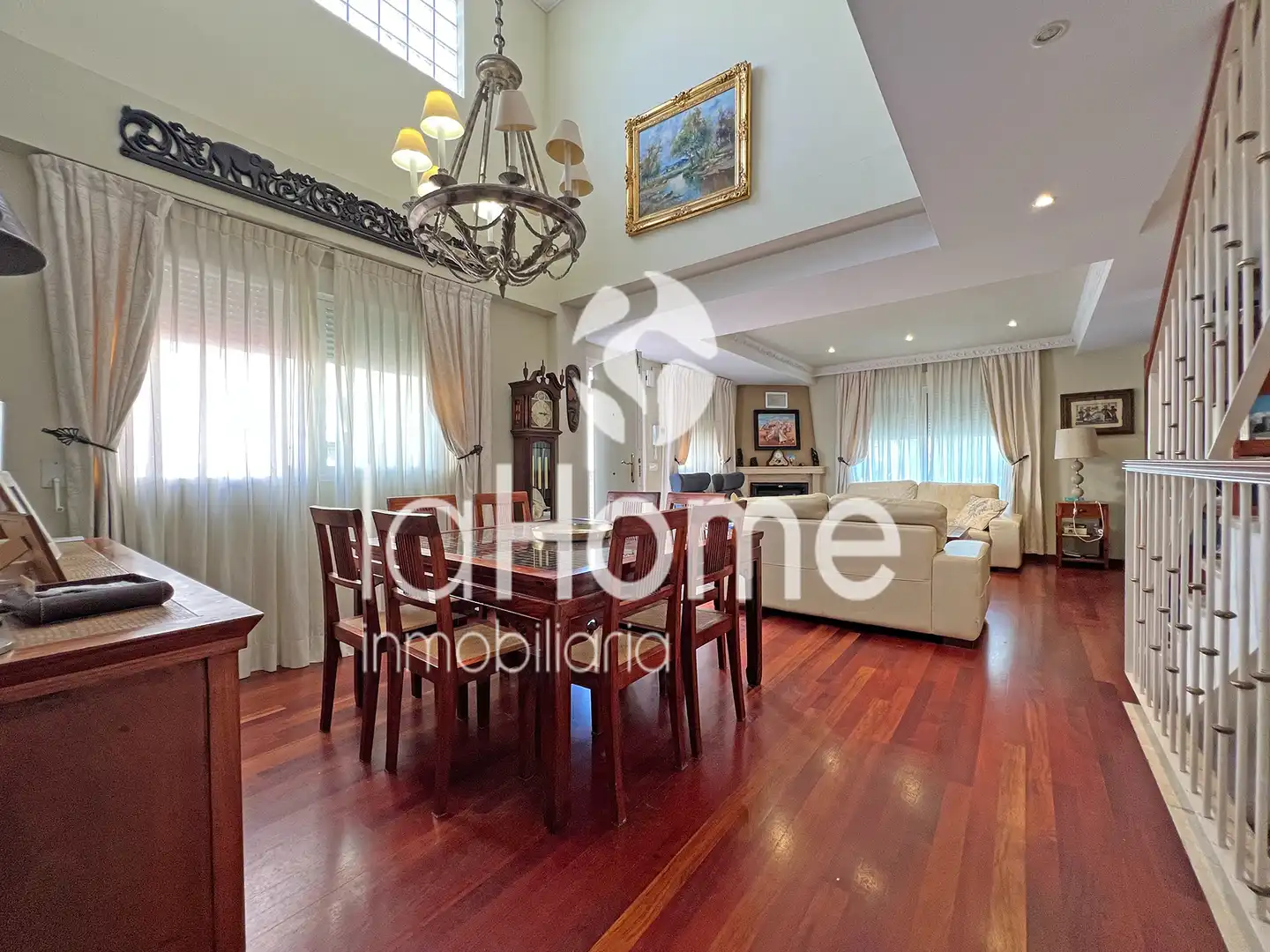 Sala d'estar de Casa adosada en venda en Mas Camarena  