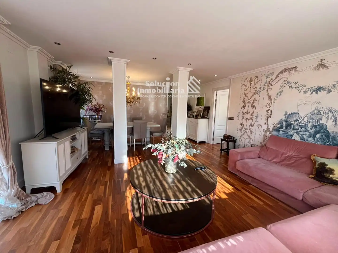 Wohnzimmer von Dachboden zum Verkauf in Salamanca mit Klimaanlage, Heizung und Terrasse