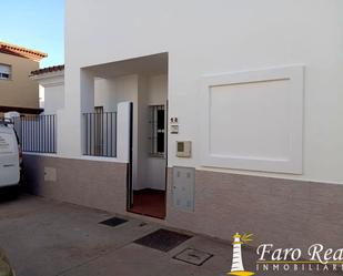 Vista exterior de Casa adosada en venda en Sanlúcar de Barrameda