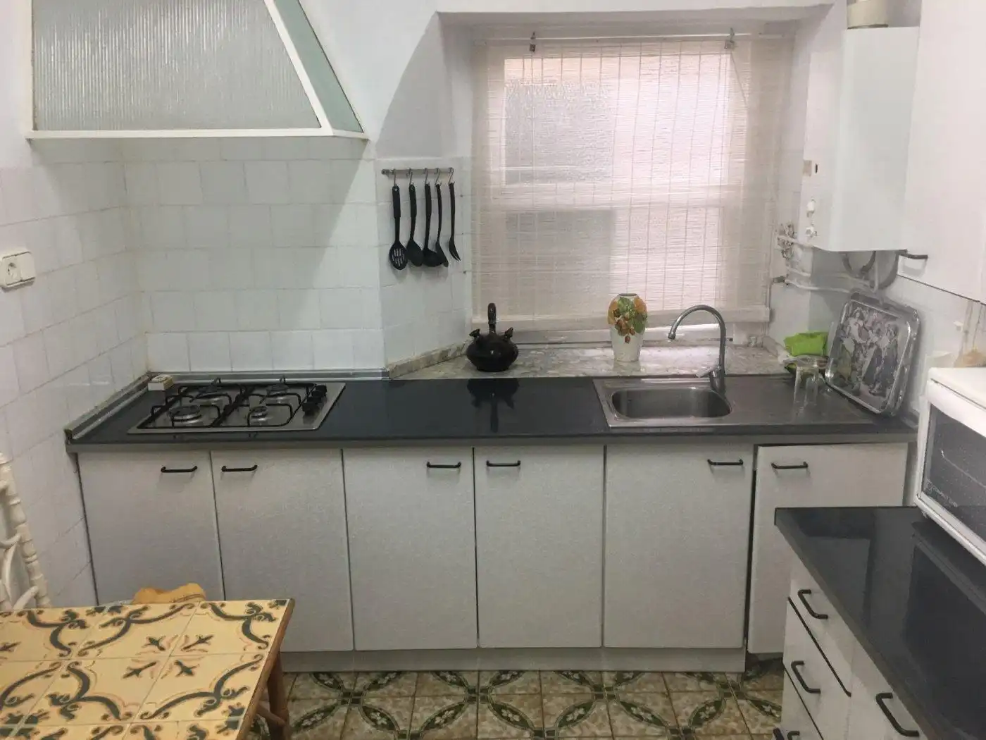 Cocina de Edificio en venta en Alicante / Alacant