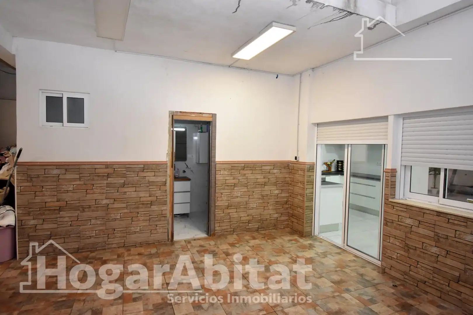 Houses for sale in Alzira  with Air Conditioner and Terrace