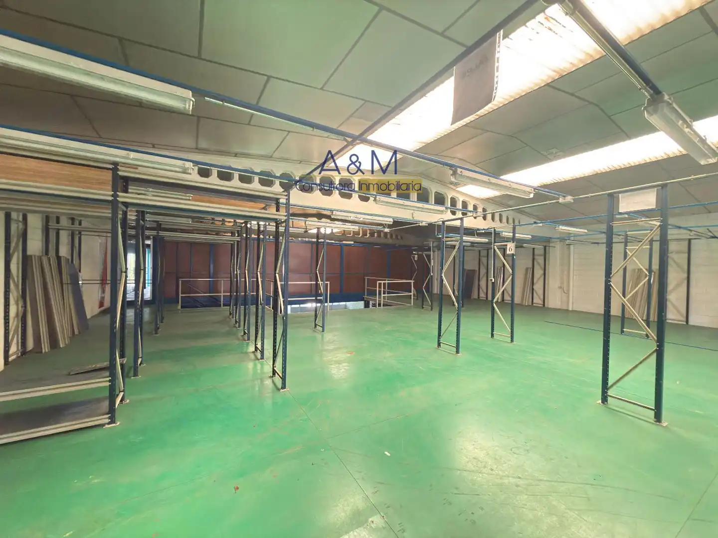 Nave industrielle avec ascenseur à louer à Galena, imagen 7