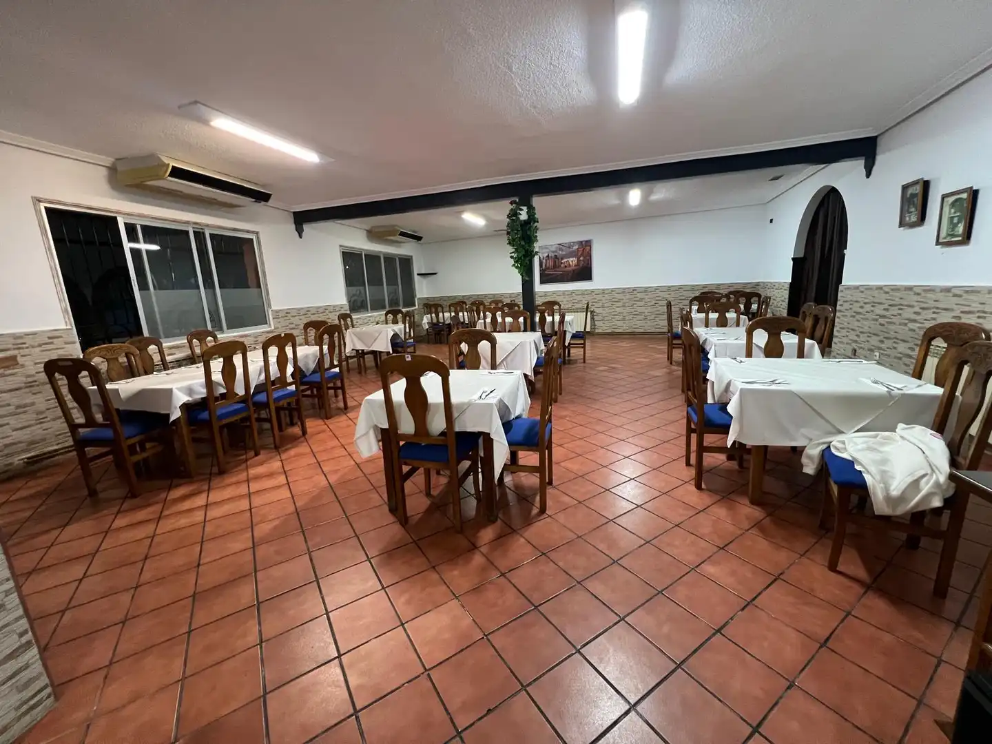 Business premises for transfer in Torres de la Alameda, imagen 9