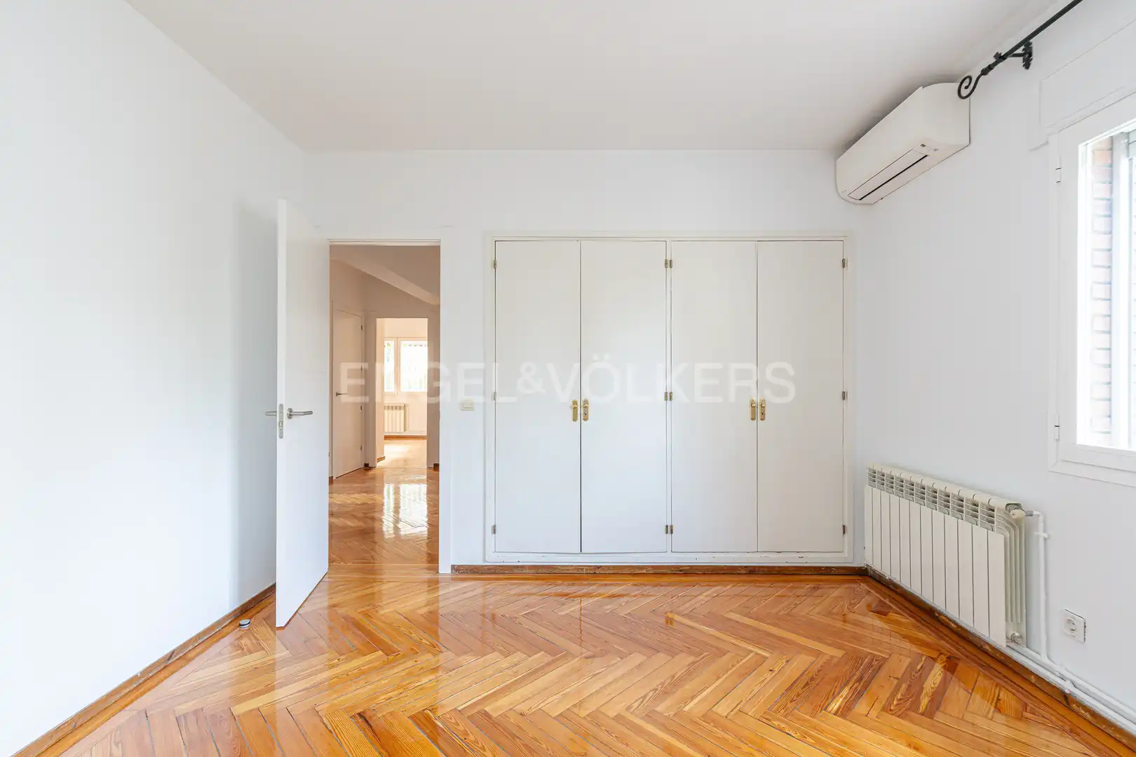 Bedroom of Houses for rent in Madrid  with Air Conditioner, Heating and Private garden