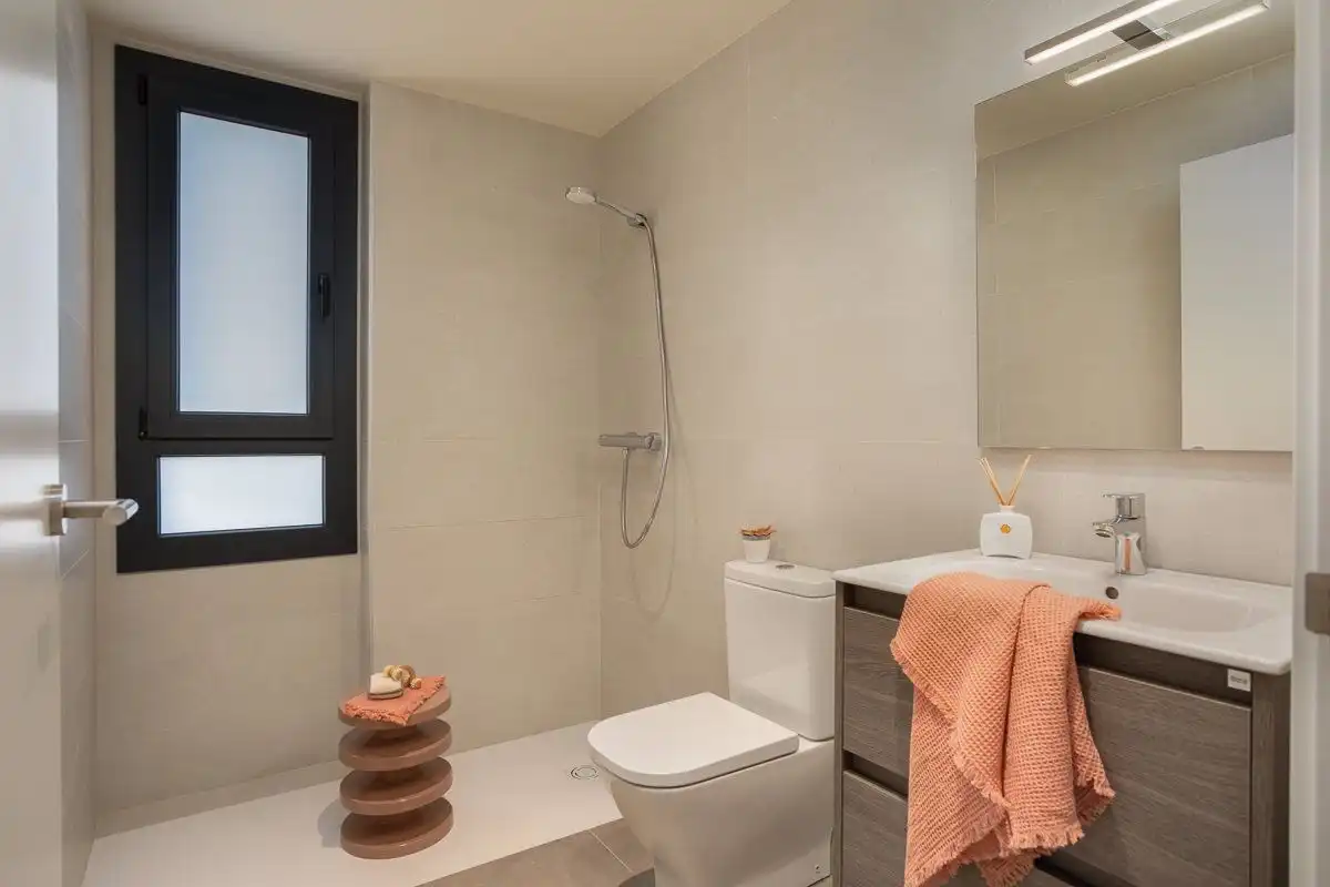 Baño de Piso en venta en Pals con Aire acondicionado, Calefacción y Piscina comunitaria