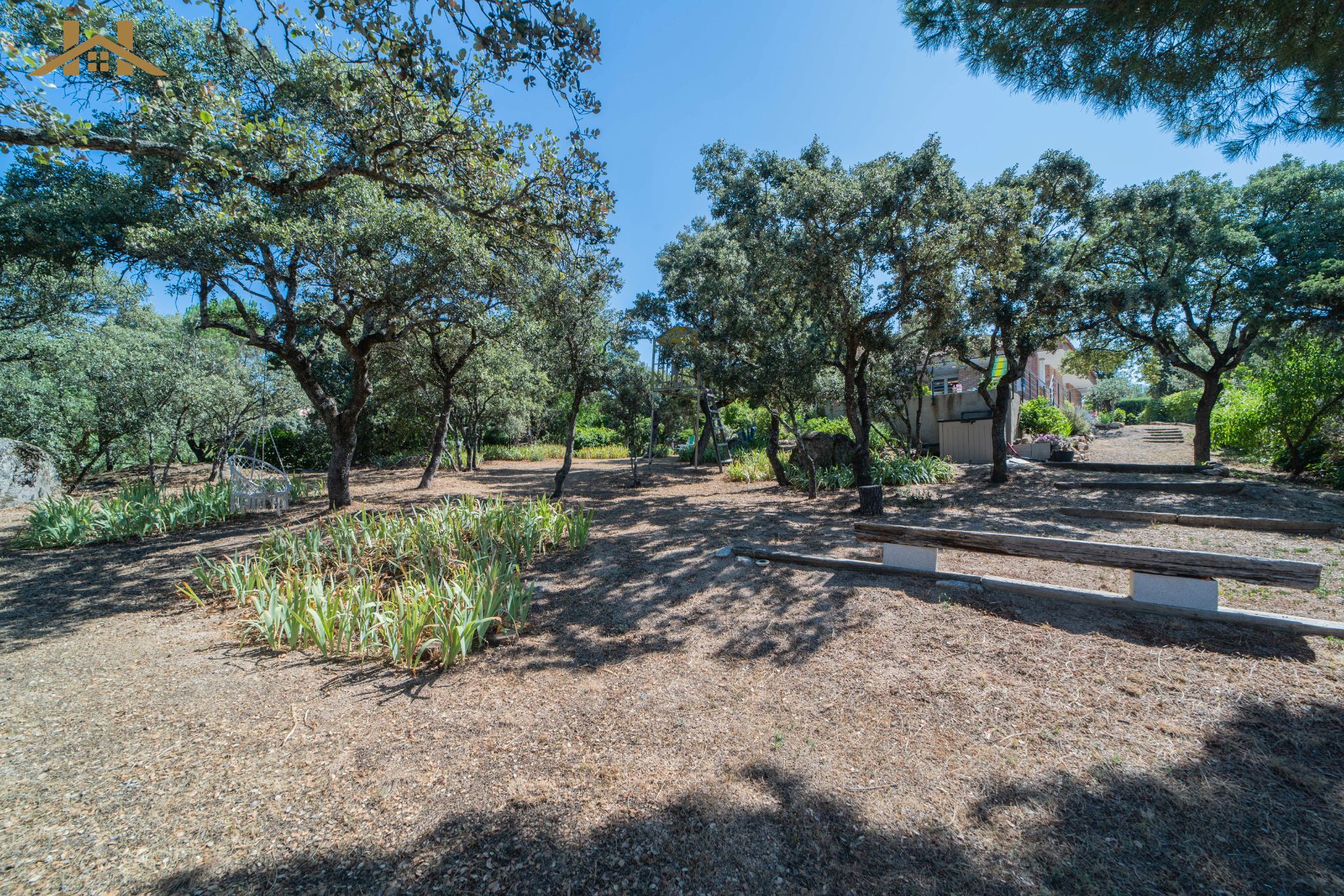 Jardí de Casa o xalet en venda en Hoyo de Manzanares amb Aire condicionat, Calefacció i Jardí privat