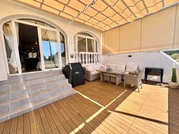 Casa a schiera con balcone in vendita a Torrequebrada
