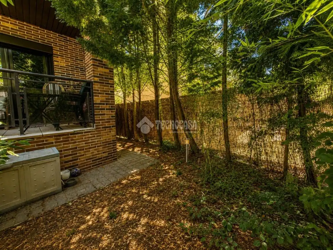 Garden of Detached homes for sale in Villanueva de la Cañada  with Air Conditioner, Heating and Terrace