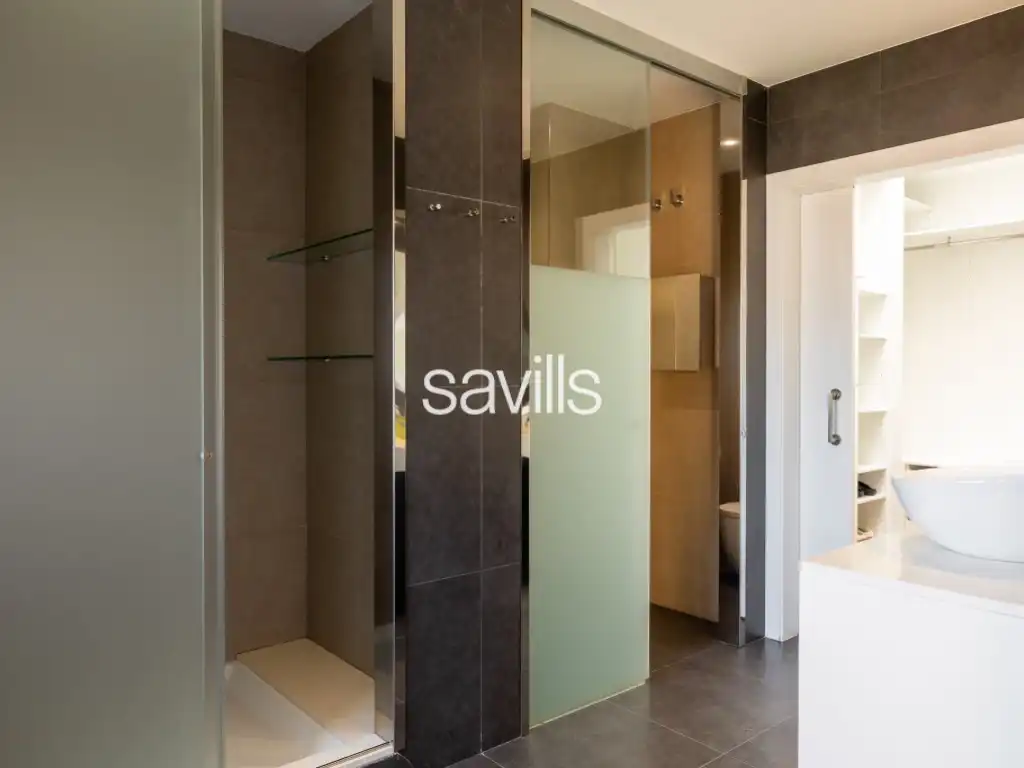 Badezimmer von Haus oder Chalet zur Miete in Barcelona mit Privatgarten und Schwimmbad