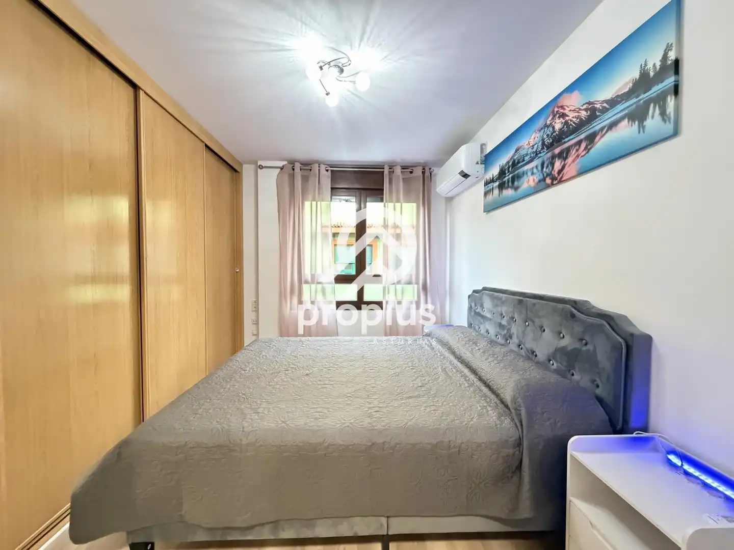 Dormitori de Casa adosada en venda en Parres amb Aire condicionat, Calefacció i Terrassa